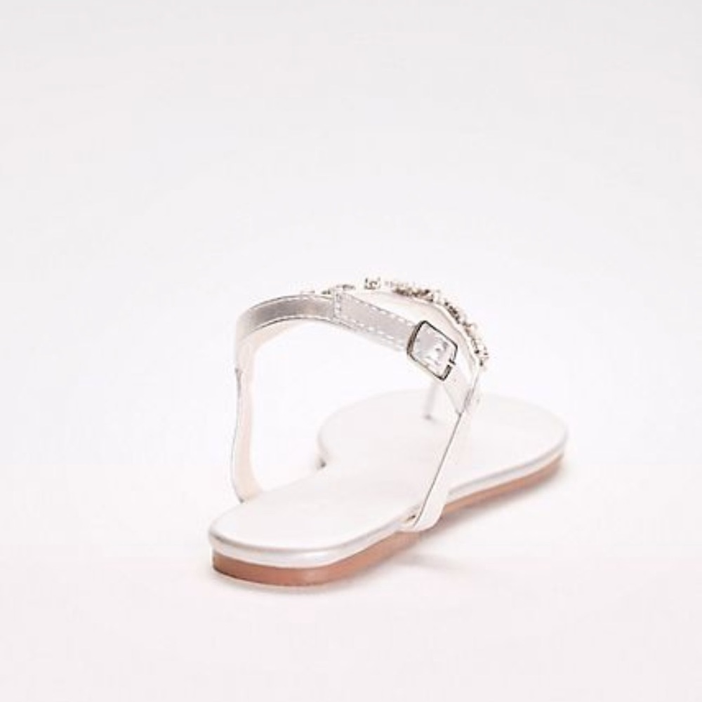 Sandals - Picture 2 of 4